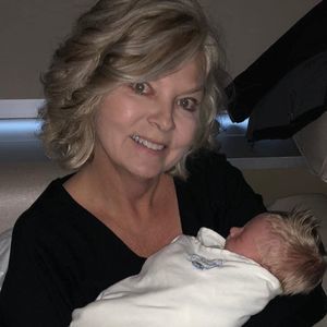 Meet your Posher, Larhonda